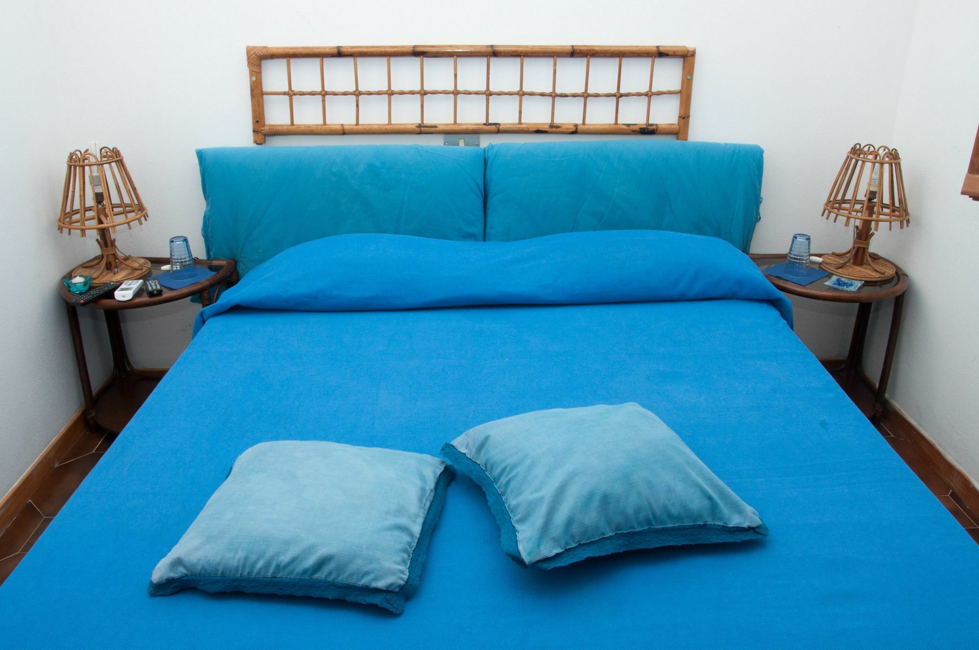 Bed & Breakfast Yin & Yang San Pantaleo Dış mekan fotoğraf